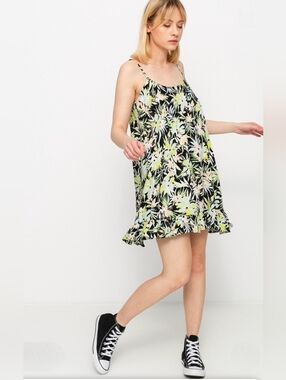 Summer Volcom 'Thats My Type' Beach Dress Medium Knee Length